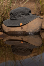 Load image into Gallery viewer, the black cuckoo