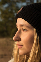 Load image into Gallery viewer, the black beetle