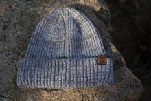 Load image into Gallery viewer, the grey go-away