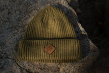 Load image into Gallery viewer, the green acacia