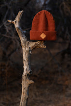 Load image into Gallery viewer, the rust wanderlust